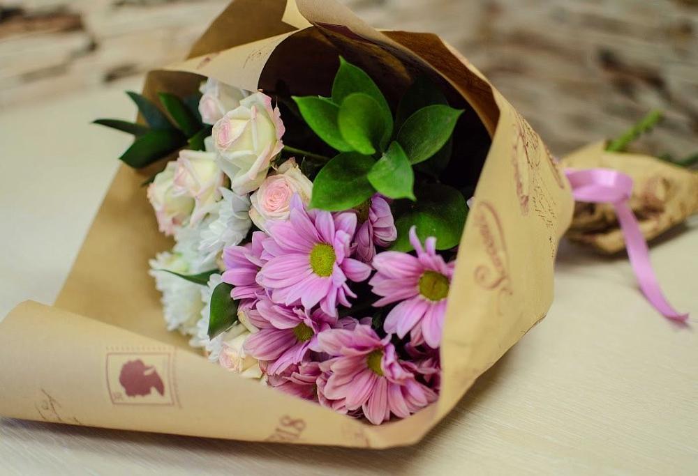 Букет цветов из: Розы и Хризантемы в Озерах