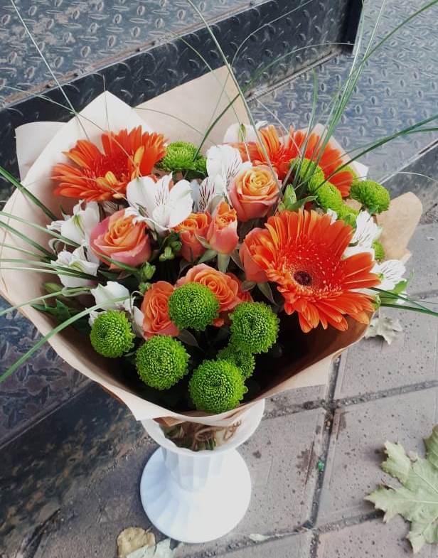 Букет цветов из: Герберы, Хризантемы, Альстромерии и Розы в Озерах
