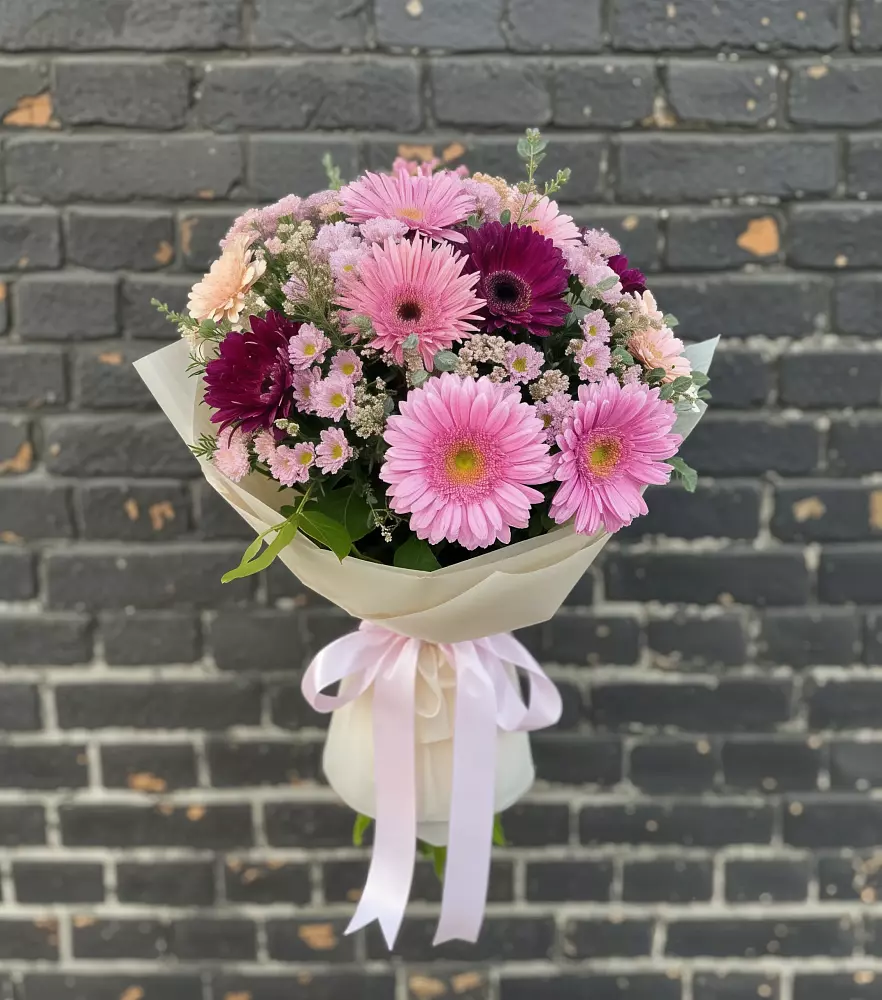 Букет цветов из: Герберы и Хризантемы в Озерах