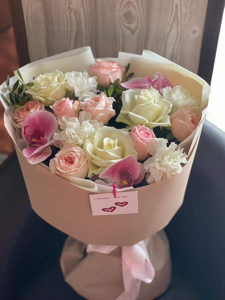 Букет цветов из: Орхидеи, Розы и Гвоздики в Озерах