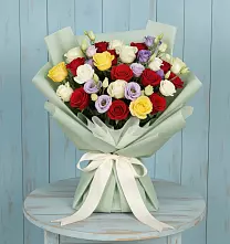Букет цветов из:  Розы в Озерах