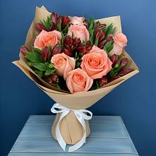 Букет цветов из:  Розы и Альстромерии в Озерах