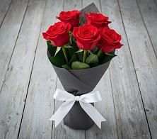 Букет 5 Красных роз Эдлесс Лав #REPLACE_PRED# Озерах