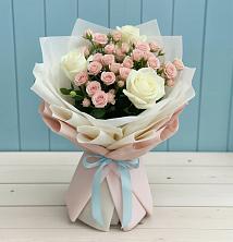 Букет цветов из:  Розы в Озерах