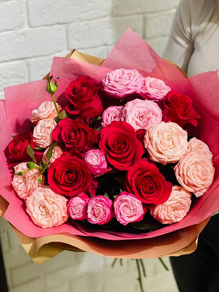 Букет цветов из: Розы в Озерах