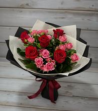 Букет цветов из:  Розы в Озерах