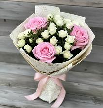 Букет цветов из:  Розы в Озерах