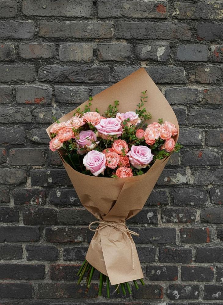 Букет цветов из: Розы в Озерах