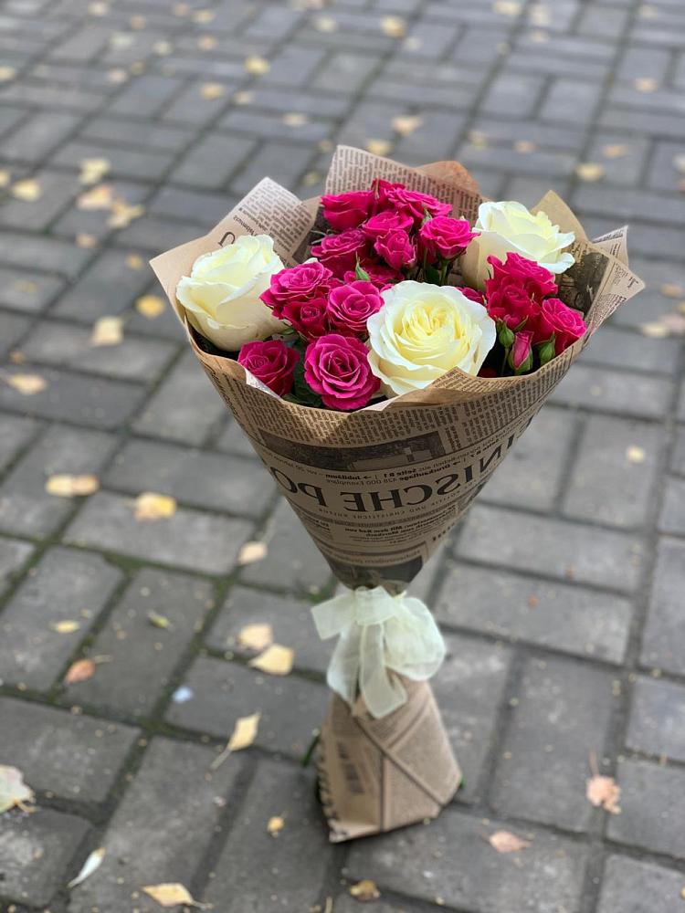 Букет цветов из: Розы в Озерах