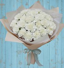 Букет цветов из:  Гвоздики #REPLACE_PRED# Озерах