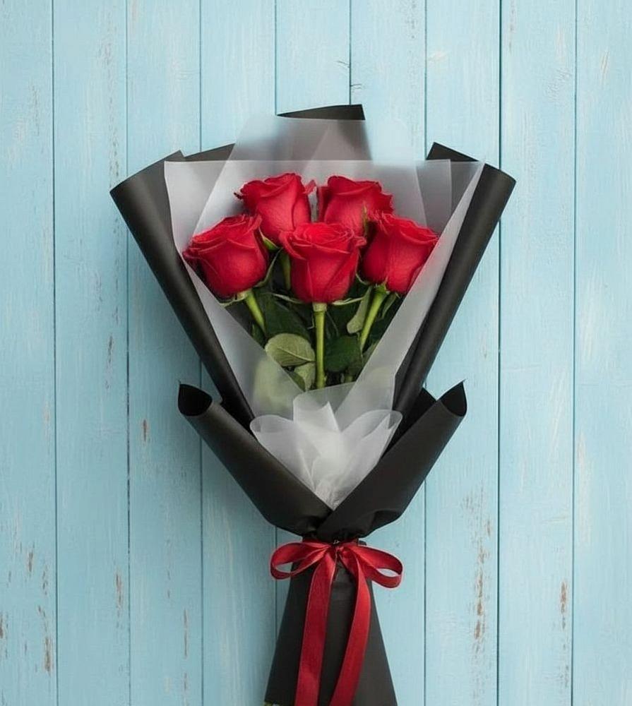 Букет цветов из: Розы в Озерах