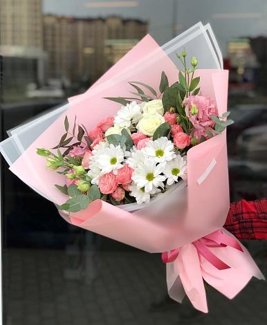Букет цветов из: Розы, Лизиантусы и Хризантемы в Озерах