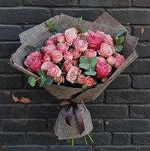 Букет цветов из:  Розы в Озерах