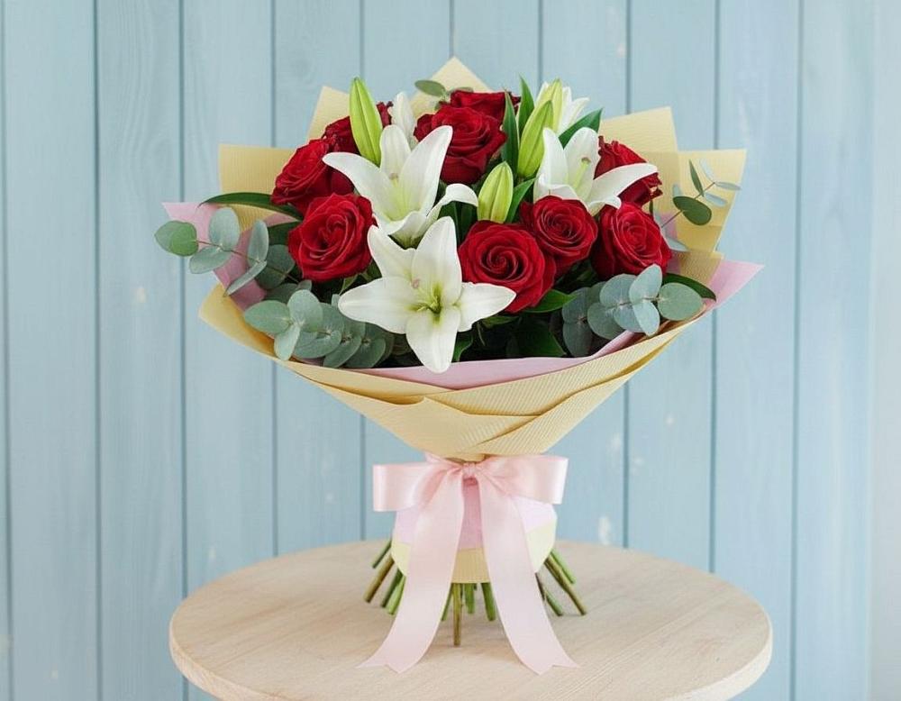 Букет цветов из: Лилии и Розы в Озерах