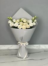 Букет цветов из:  Розы и Лизиантусы в Озерах